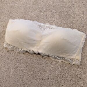 SPANX Lace Bandeau Bra - Cream